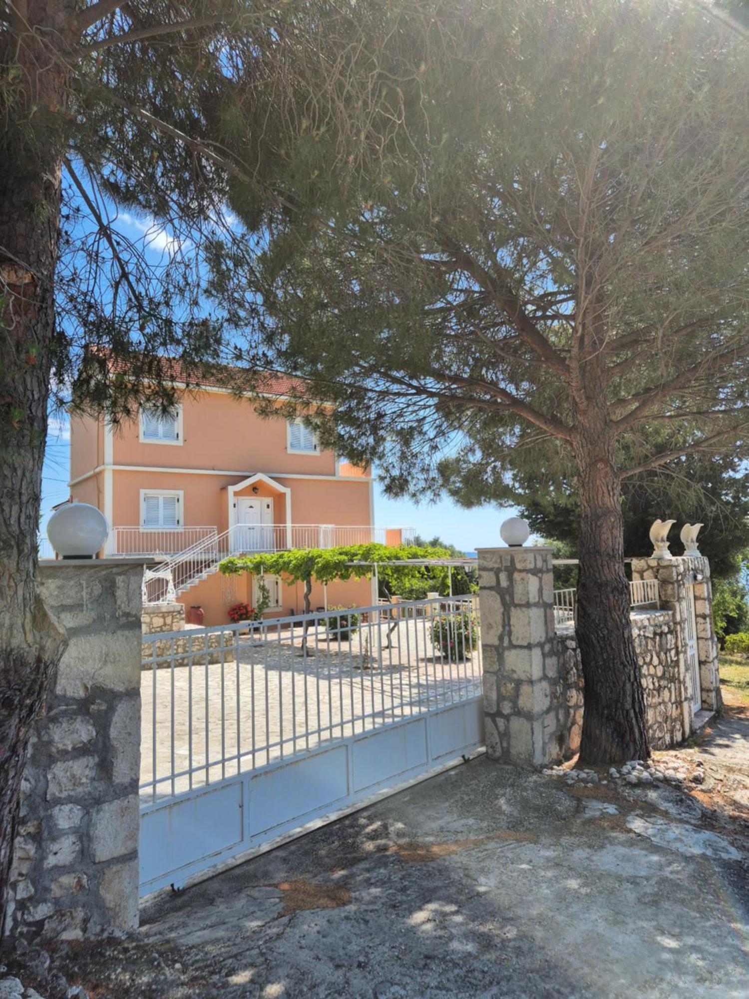Apartments Marina House Fársa Dış mekan fotoğraf